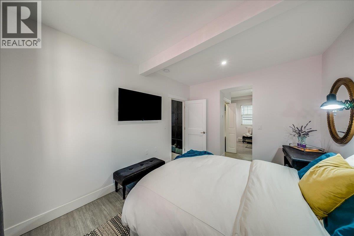 1195 Tamarac Avenue - Image 15