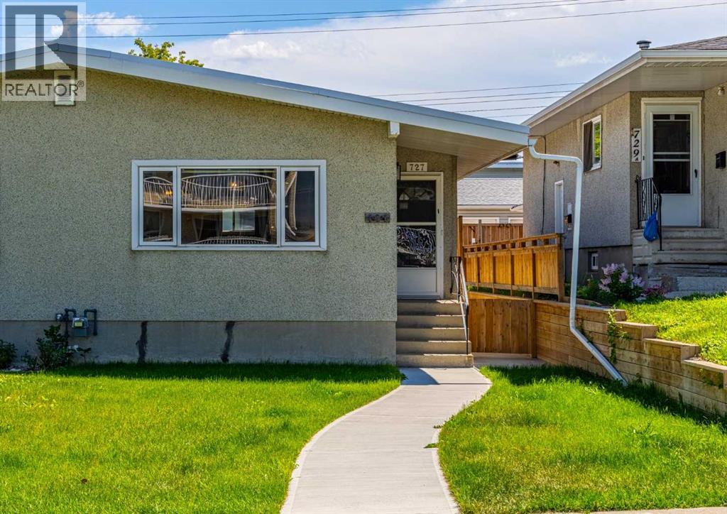 727 67 Avenue SW, Kingsland, Calgary photo 5
