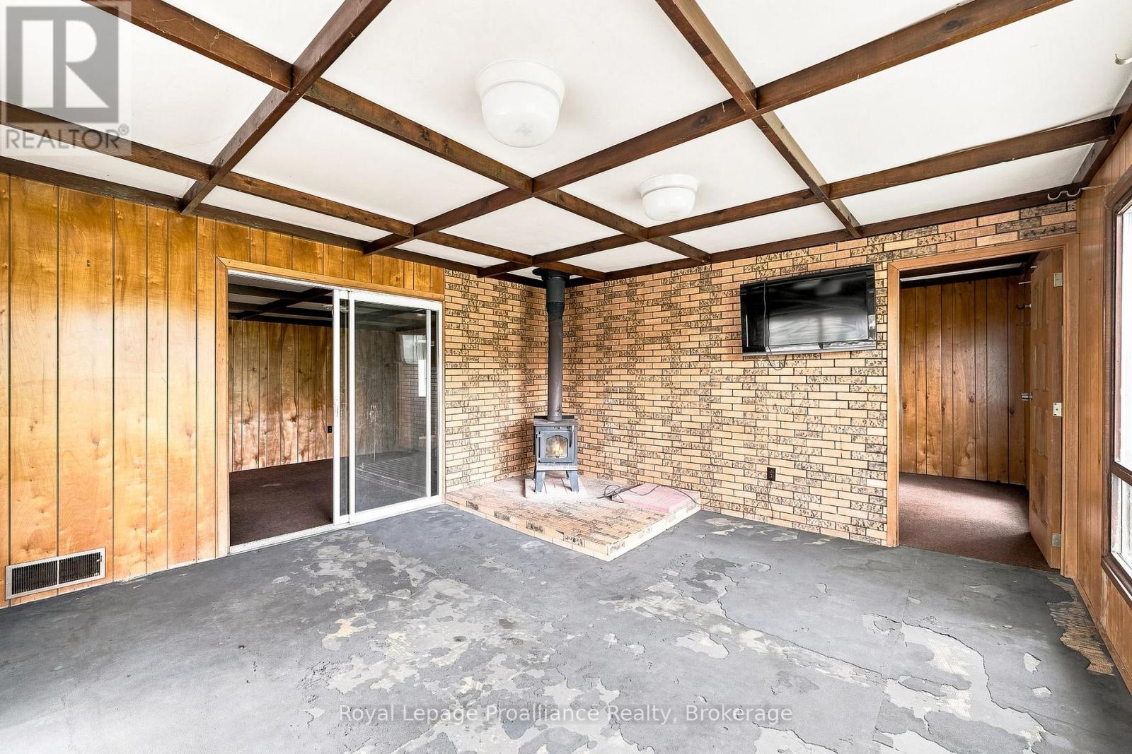 43 LAGUNA ROAD - Image 15