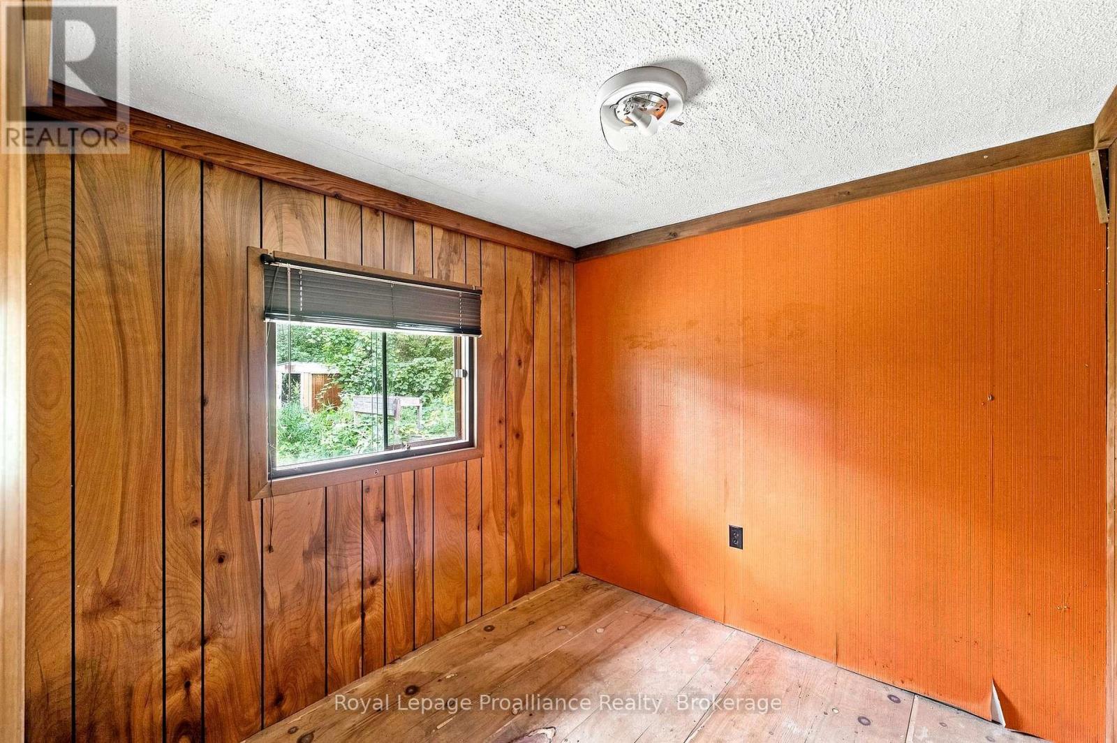 43 LAGUNA ROAD - 19