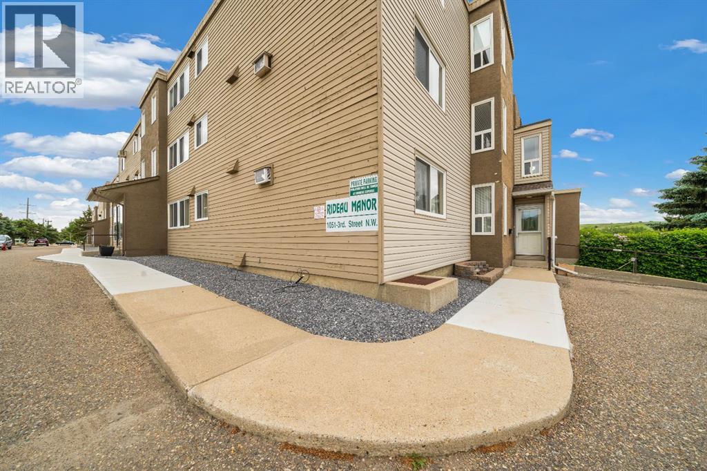 1051 3 Street Northwest - Photo 6