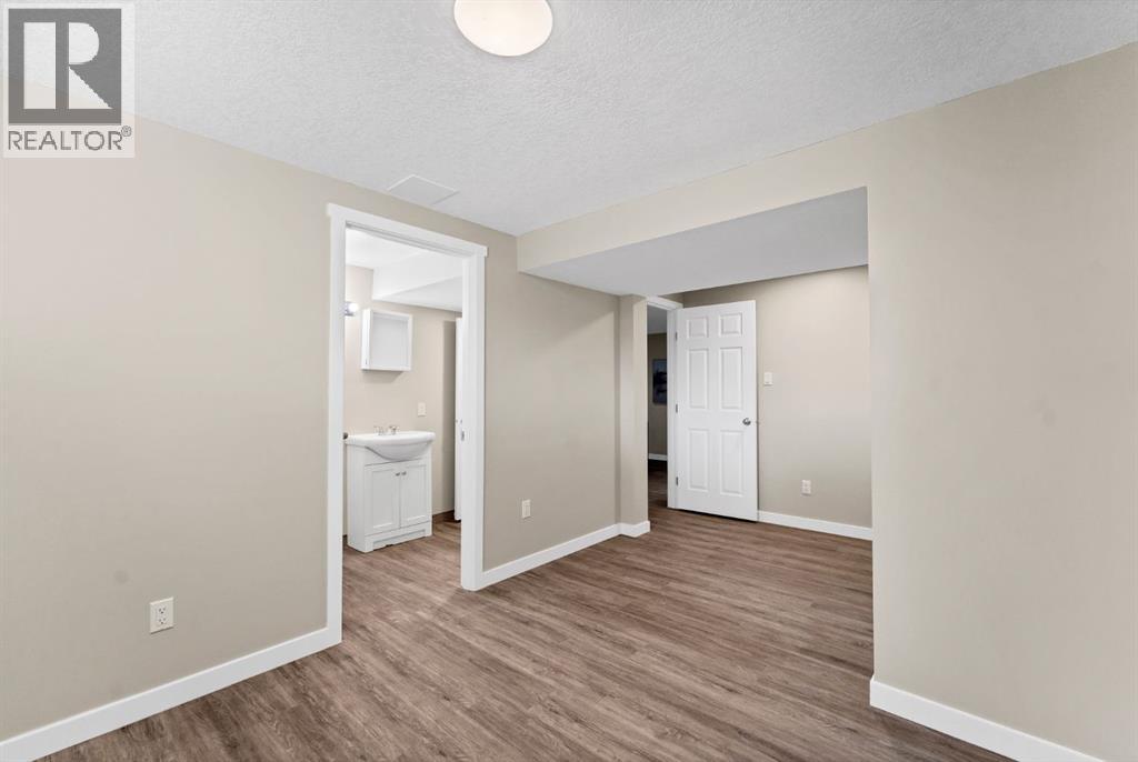 729 3 Street Northwest - Photo 37