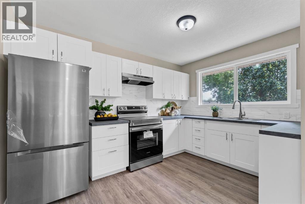 729 3 Street Northwest - Photo 12