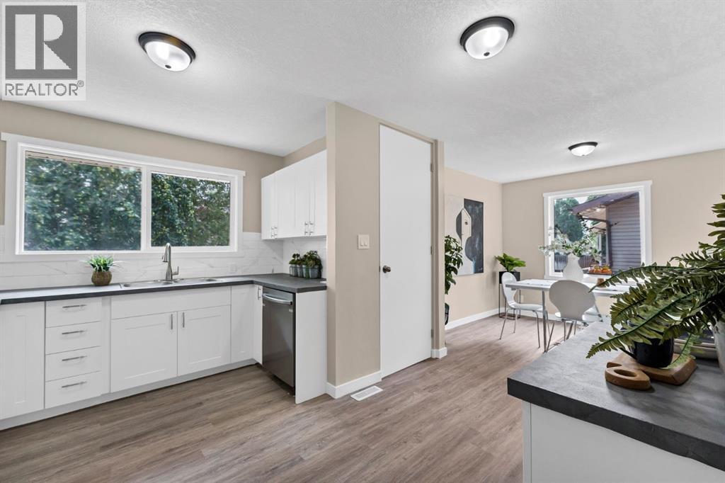 729 3 Street Northwest - Photo 11