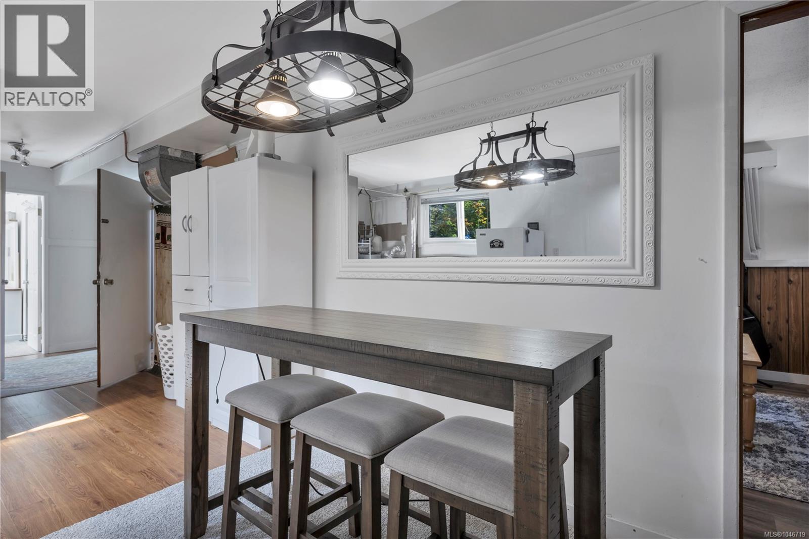 195 Adams Ave - 34