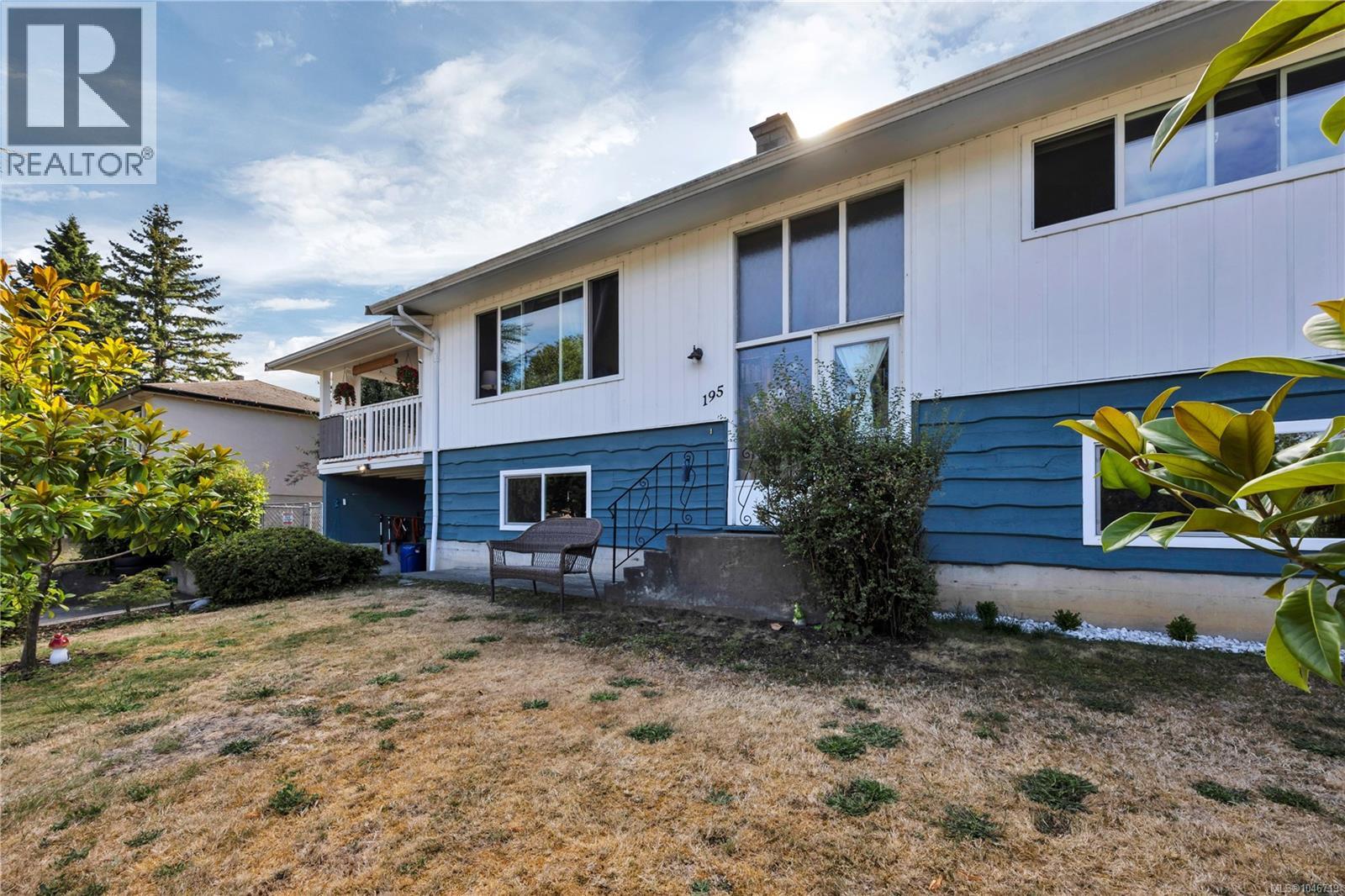 195 Adams Ave - Image 43