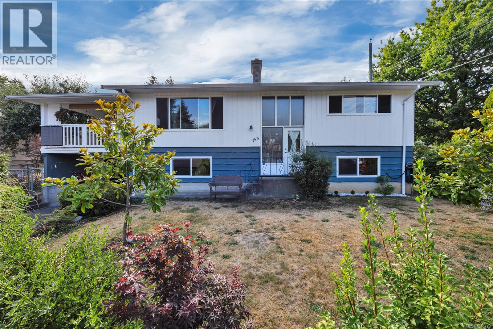 195 Adams Ave - 44