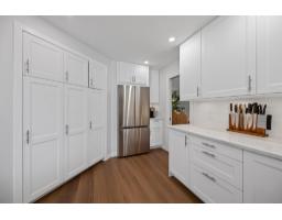 16614 Cherryhill Crescent, Surrey, BC V2W0A8 Photo 9