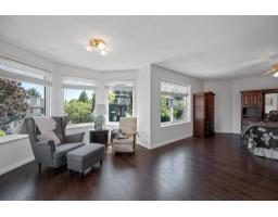 16614 Cherryhill Crescent, Surrey, BC V2W0A8 Photo 19