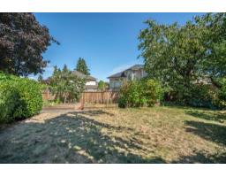 16614 Cherryhill Crescent, Surrey, BC V2W0A8 Photo 39