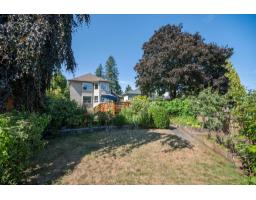 16614 Cherryhill Crescent, Surrey, BC V2W0A8 Photo 38