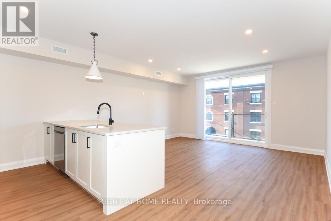 2 Bed, 1 Bath Multi-Family for Rent in Ottawa – 8 – 35 MONK STREET, Ottawa – MLS# X13668582 - Image 6
