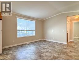 Living room - 3591 Old Vernon Road Unit# 110b, Kelowna, BC V1X6P4 Photo 8