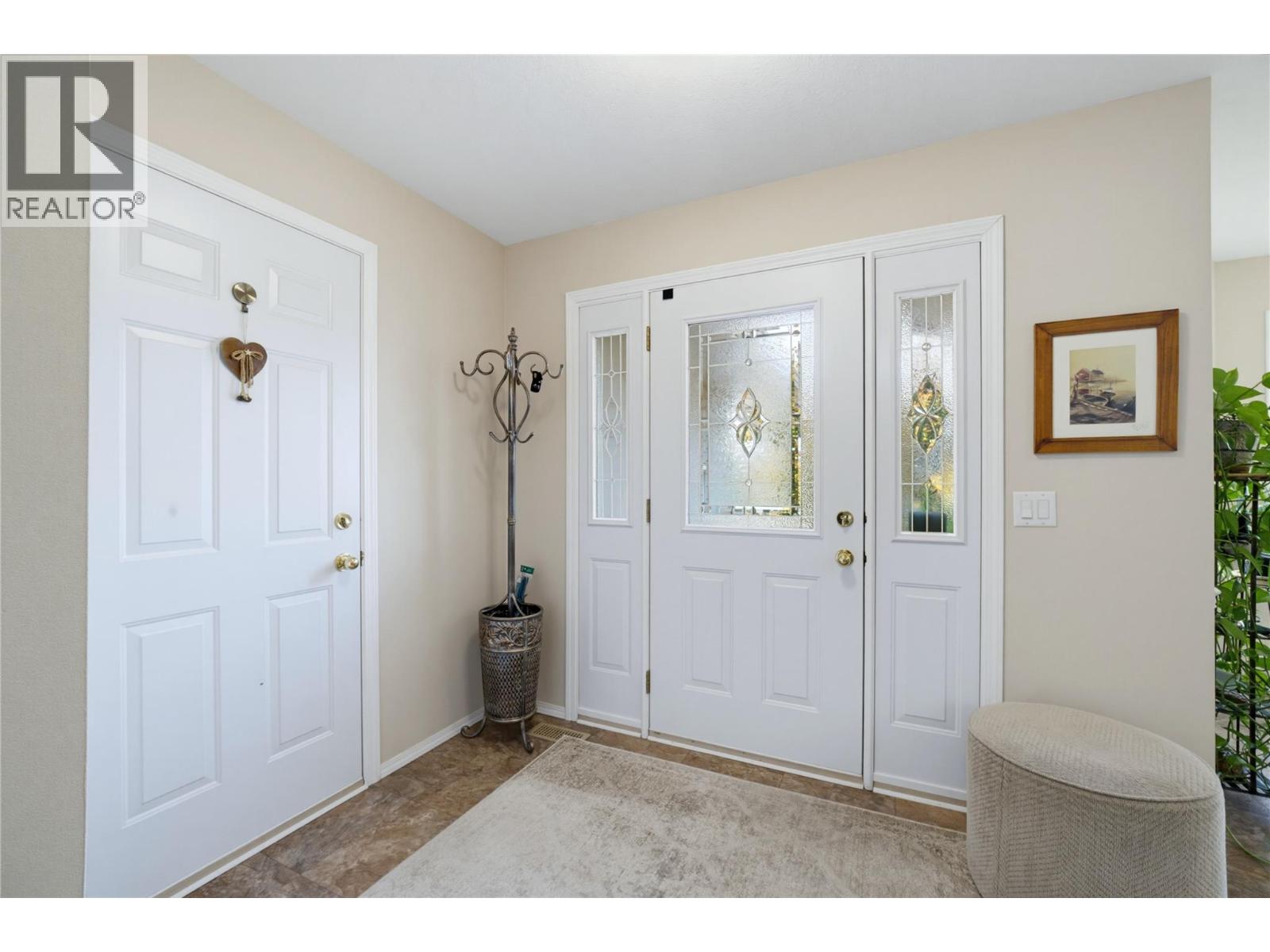 2866 Hilltop Road - 4