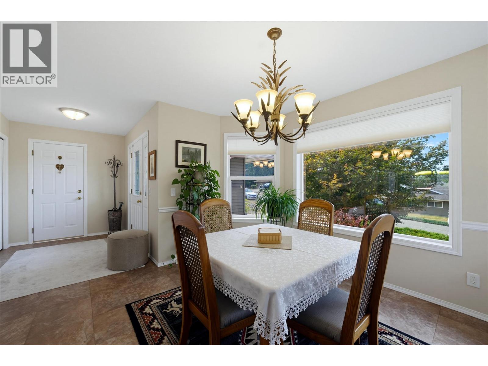 2866 Hilltop Road - 5