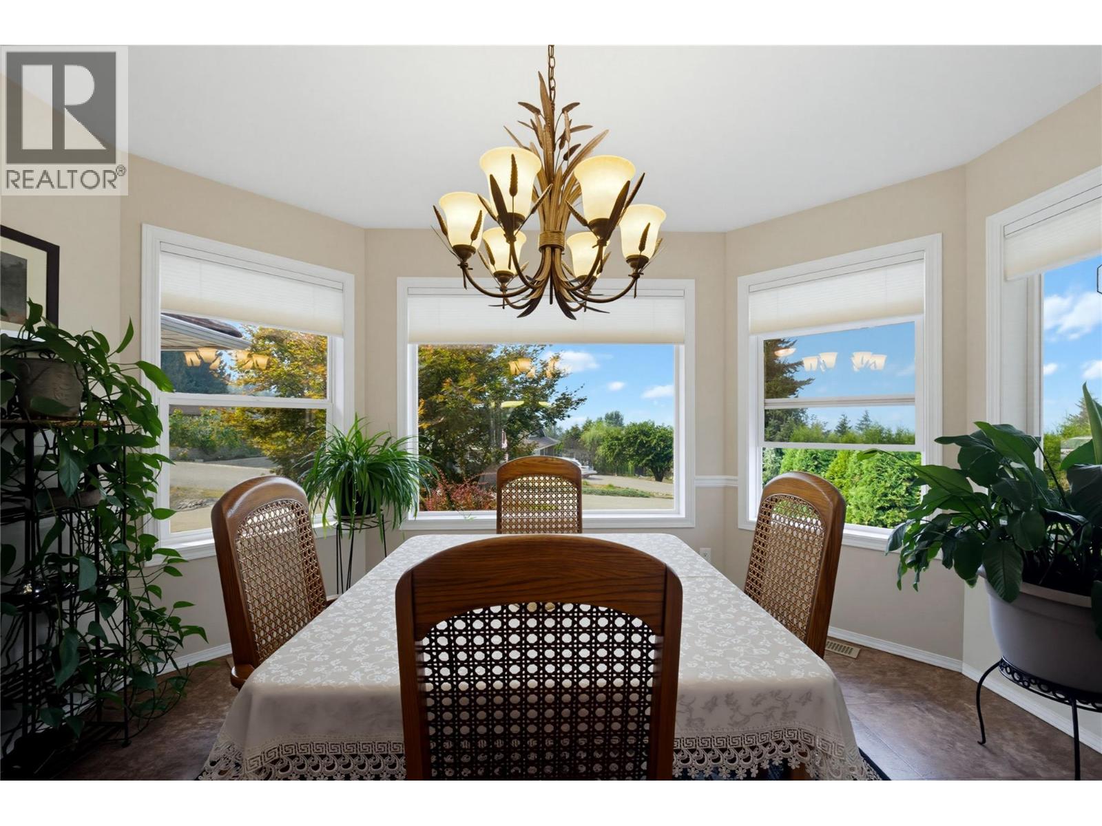 2866 Hilltop Road - 7