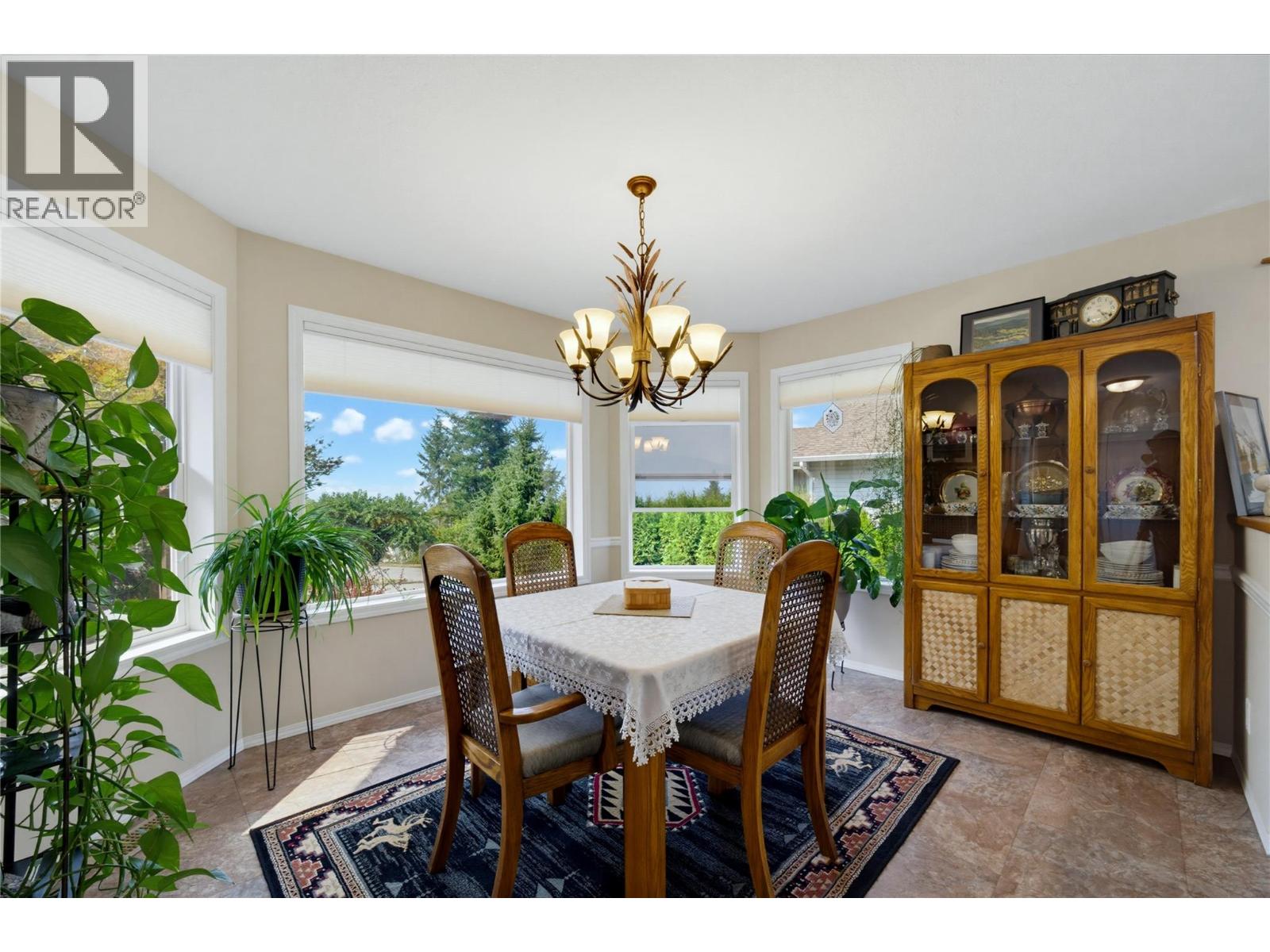 2866 Hilltop Road - 6