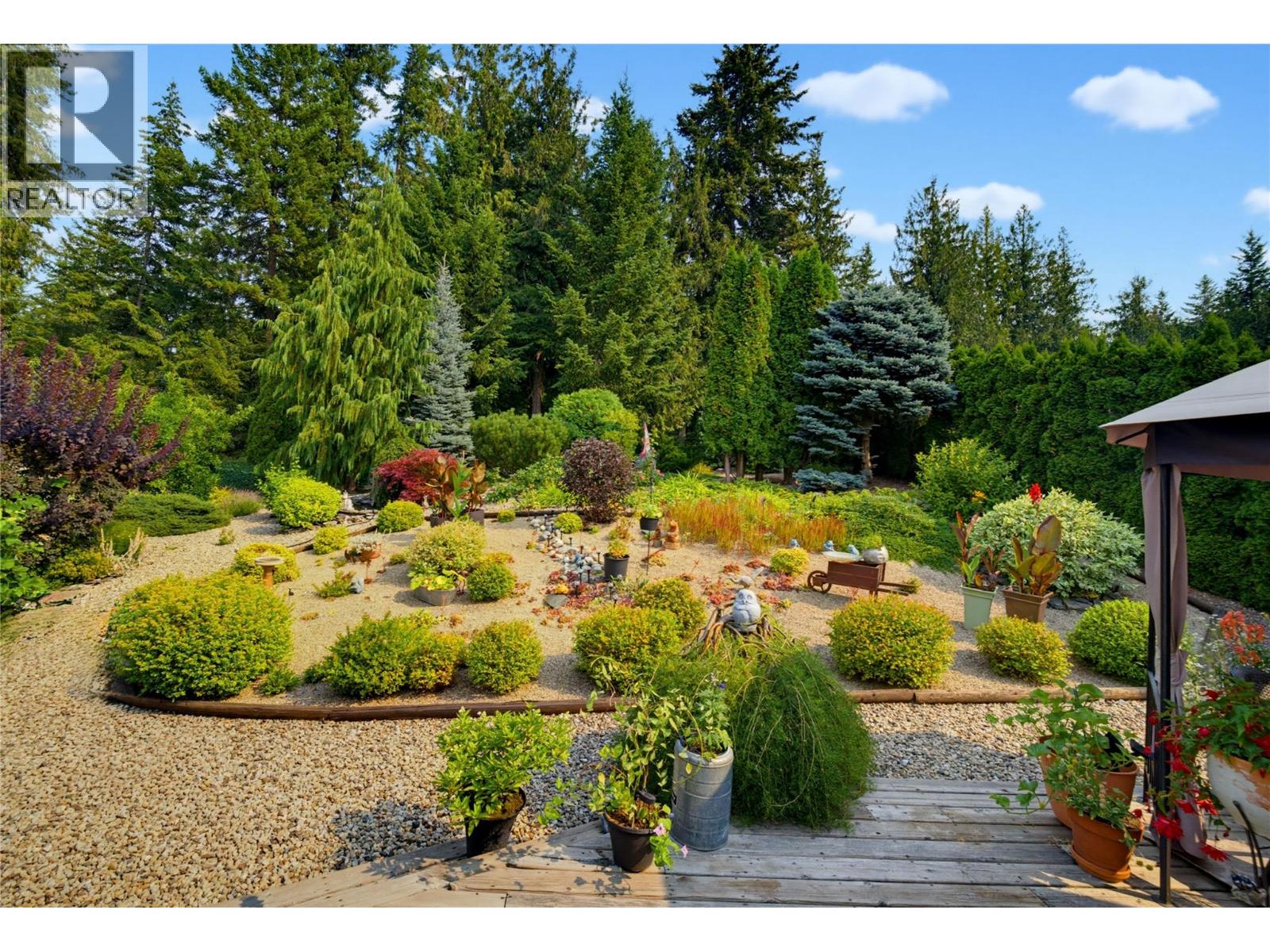 2866 Hilltop Road - 37