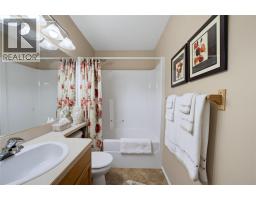 2866 Hilltop Road, Blind Bay, BC V0E2W0 Photo 20
