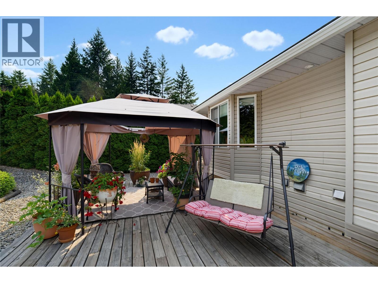 2866 Hilltop Road - 34
