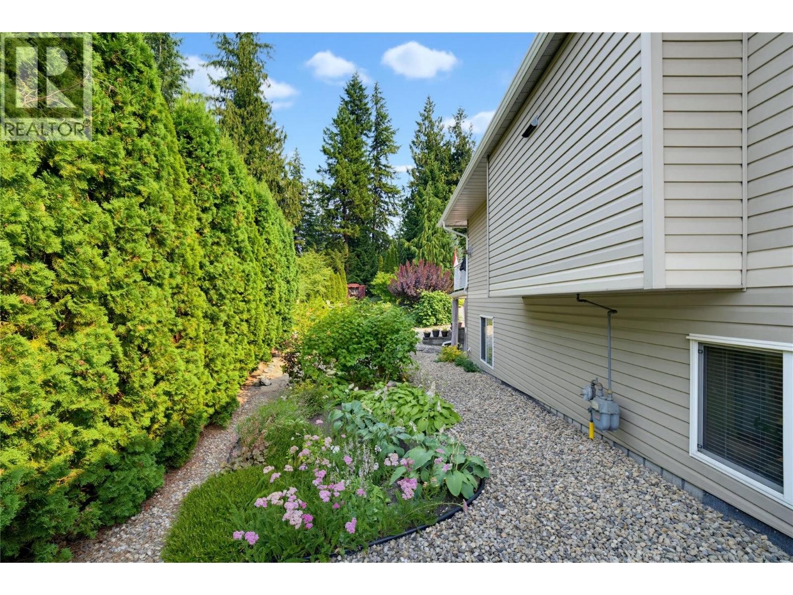 2866 Hilltop Road - Image 52