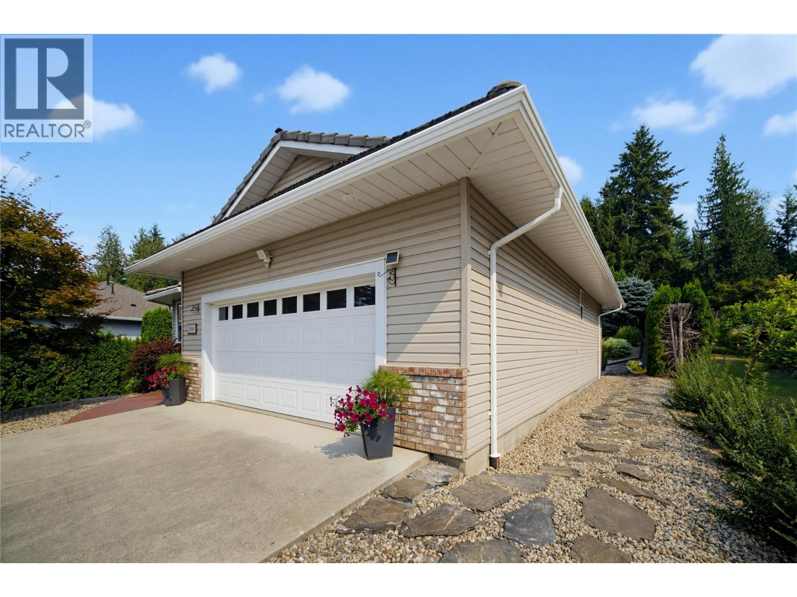 2866 Hilltop Road - 55