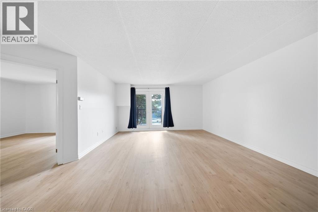 #202 2040 CLEAVER Avenue - Image 7