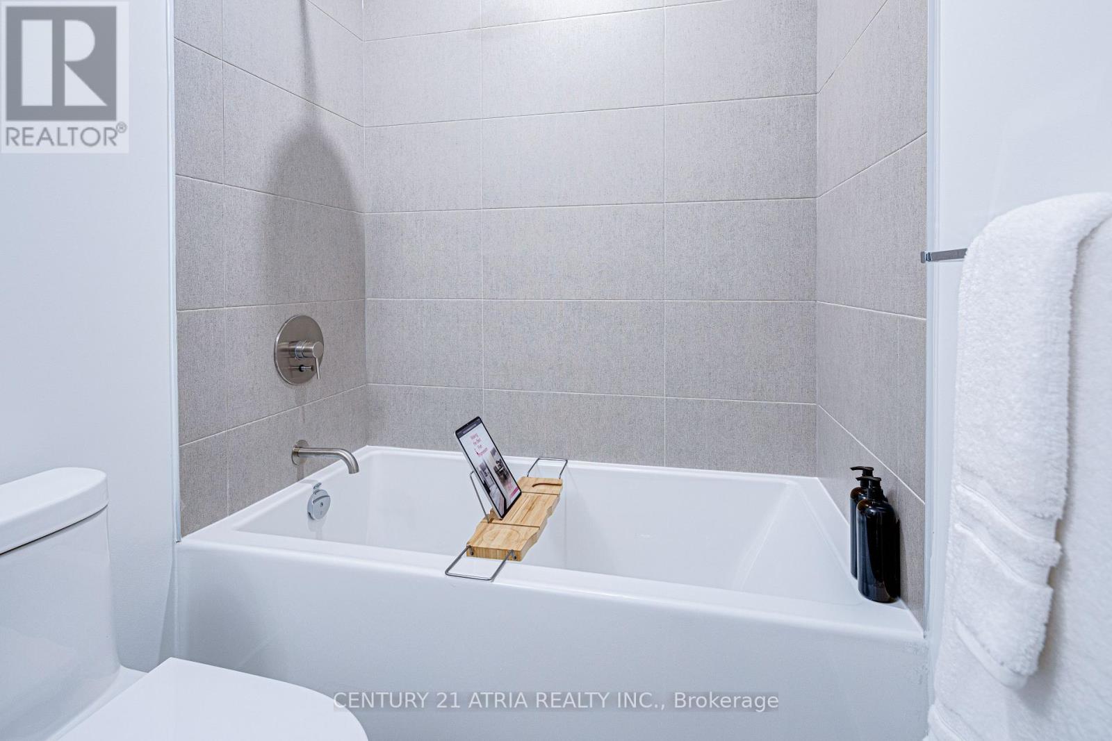#308 55 MERCER STREET - 9