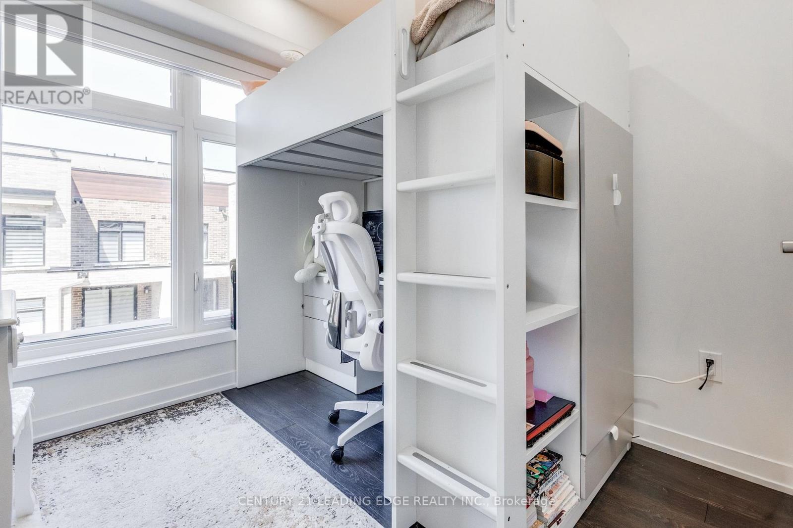 #805 1865 PICKERING PARKWAY - 33