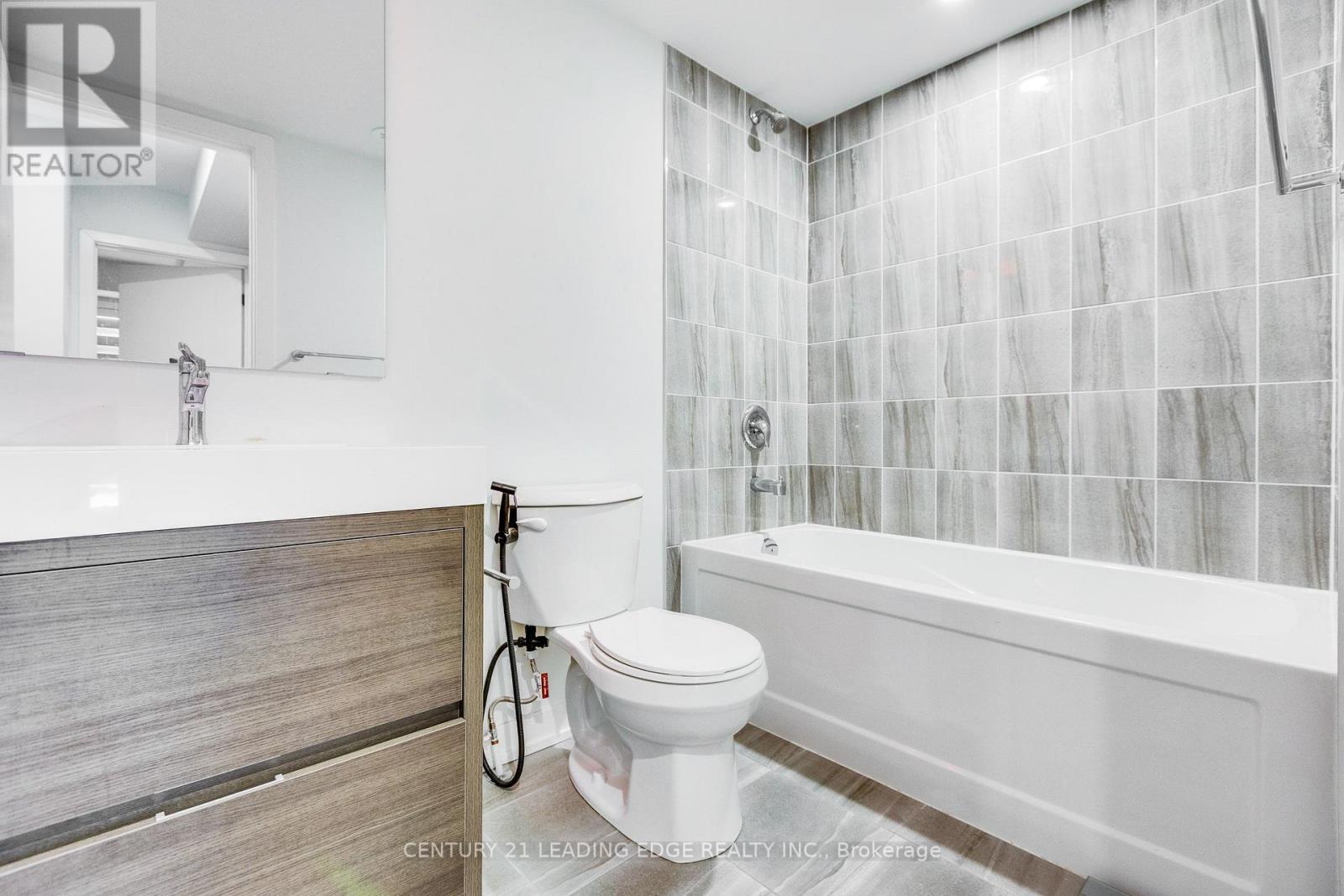 #805 1865 PICKERING PARKWAY - 36
