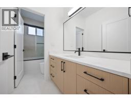 4 6639 Acacia Avenue, Burnaby, BC V5E3J8 Photo 30