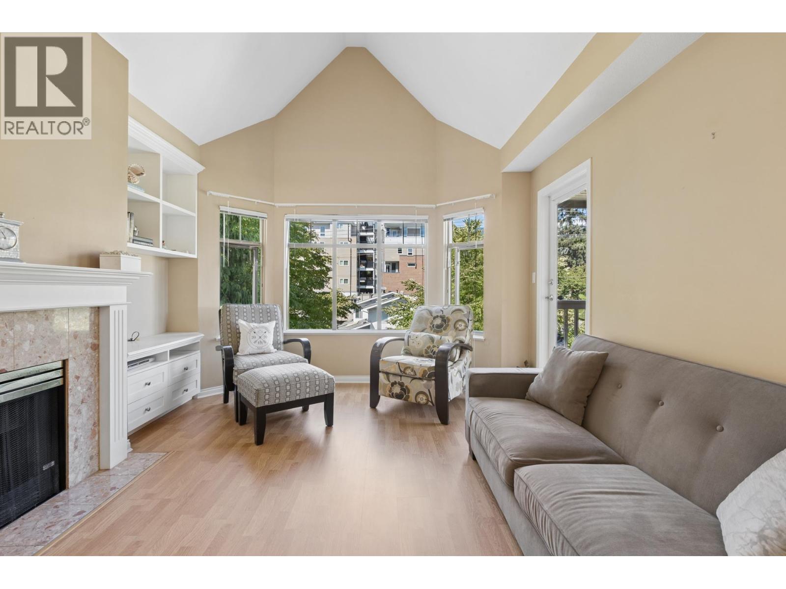 505 2059 CHESTERFIELD AVENUE, North Vancouver — photo 4