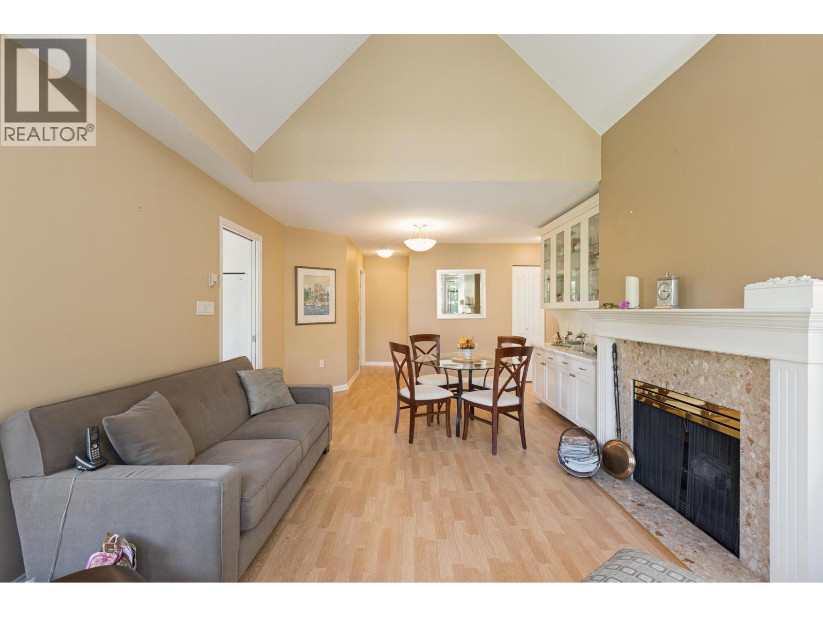 505 2059 CHESTERFIELD AVENUE, North Vancouver — photo 8
