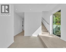 3317 Chippendale Road, West Vancouver, BC V7S0B7 Photo 24