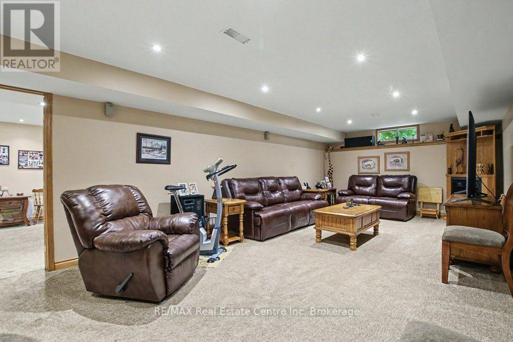 283 GERMAN SCHOOL ROAD - Image 30