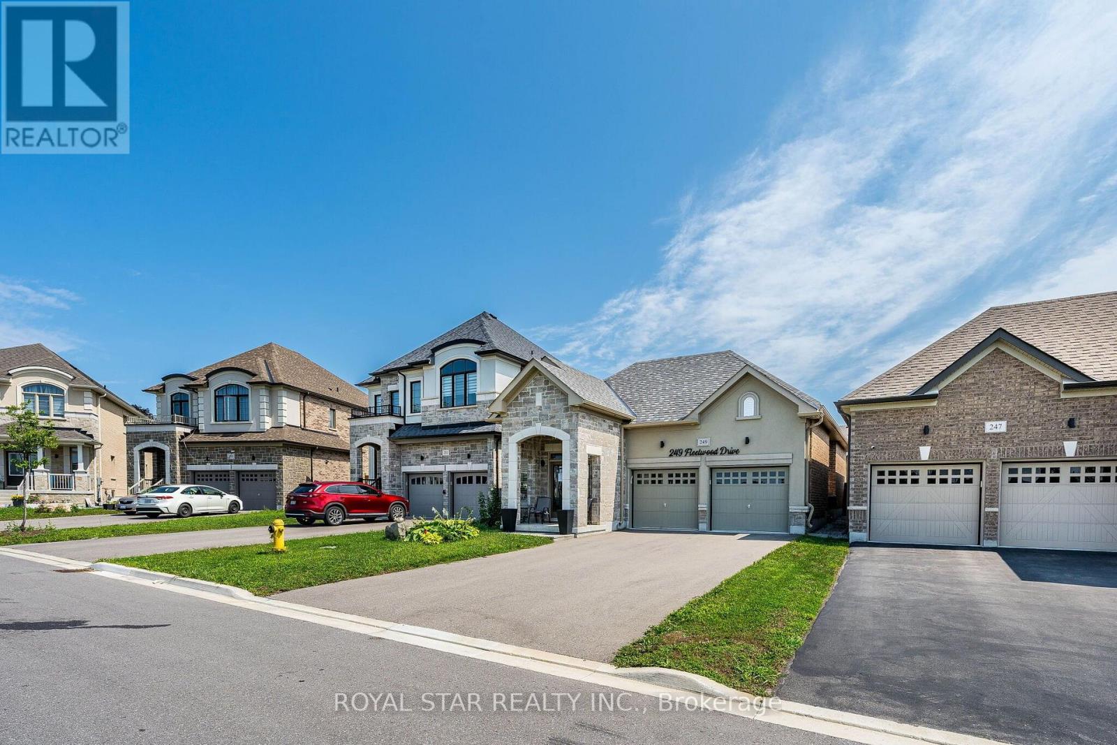 249 FLEETWOOD DRIVE