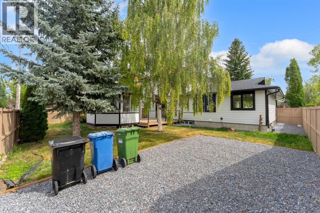 816 Lake Ontario Drive SE - 41