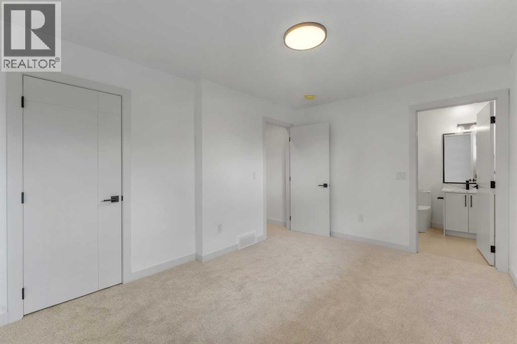 816 Lake Ontario Drive SE - Image 25