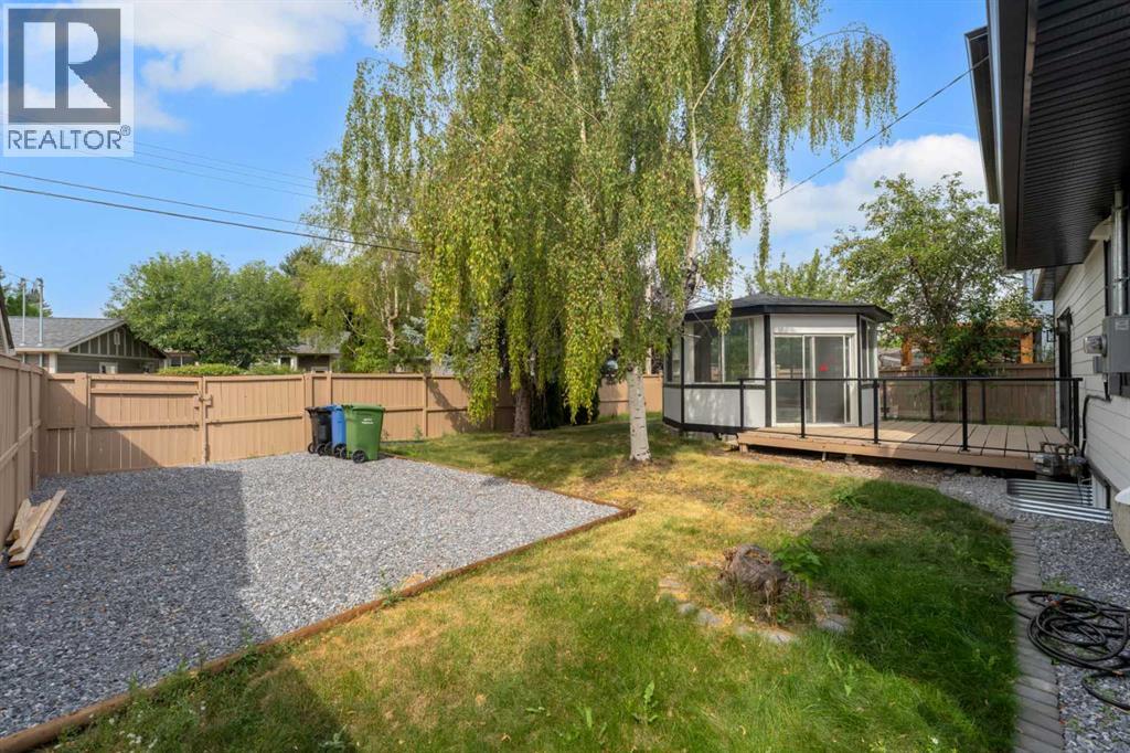 816 Lake Ontario Drive SE - Image 39