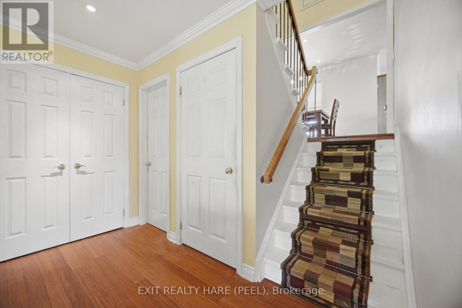 30 THORSBY COURT - 14