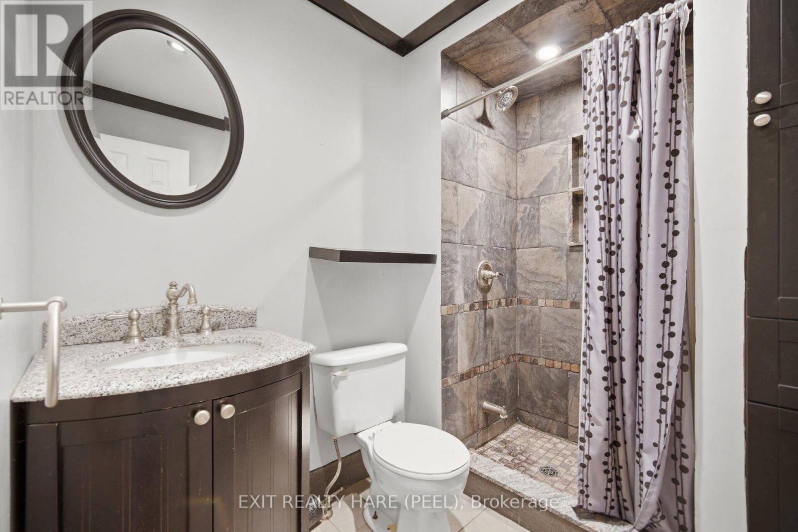 30 THORSBY COURT - 21