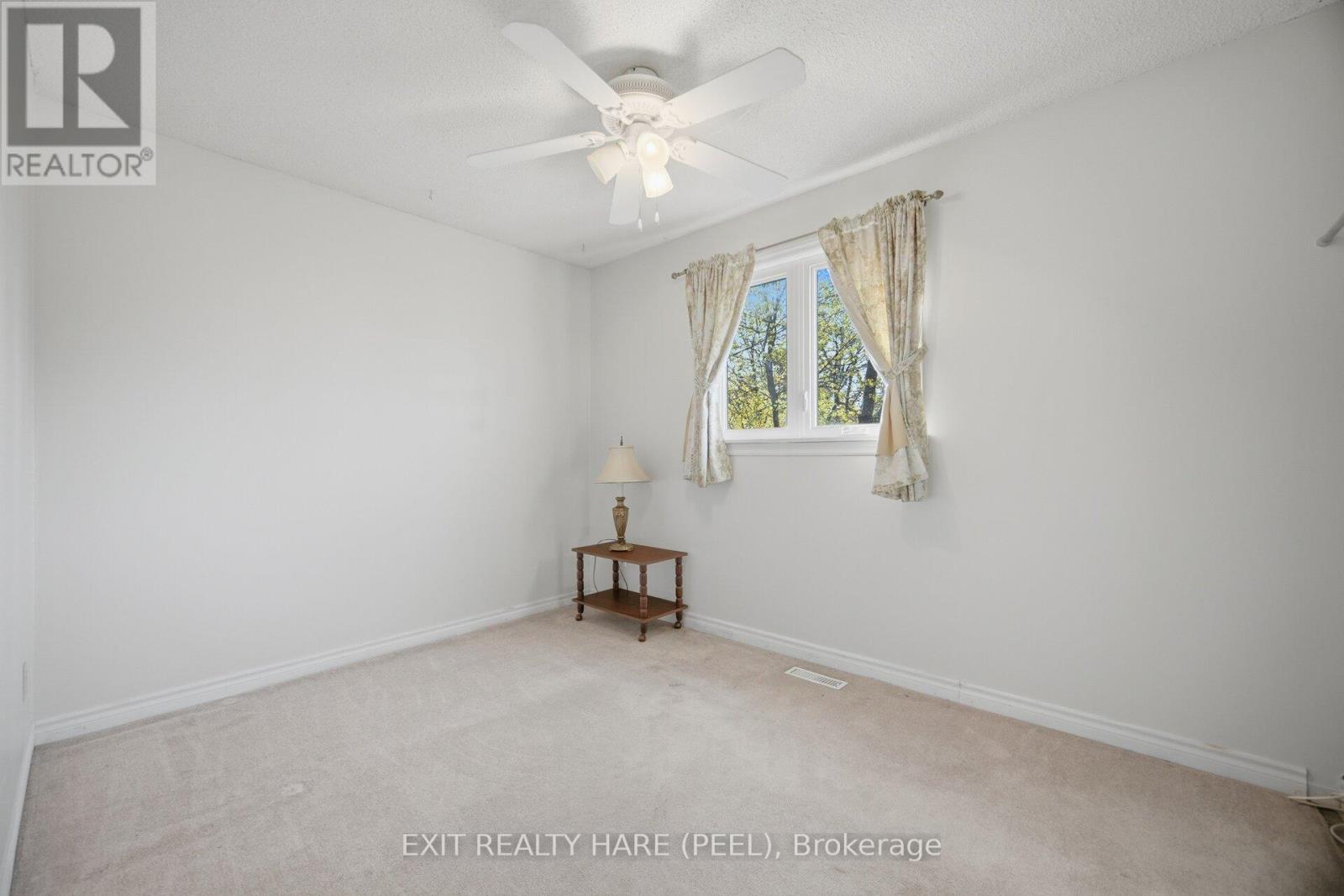 30 THORSBY COURT - 28