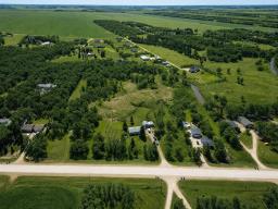 4pc Bathroom - 1482 Dawson Road, Lorette, MB R5K0T4 Photo 6