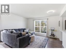 Foyer - 46 Valarosa Drive, Didsbury, AB T0M0W0 Photo 7