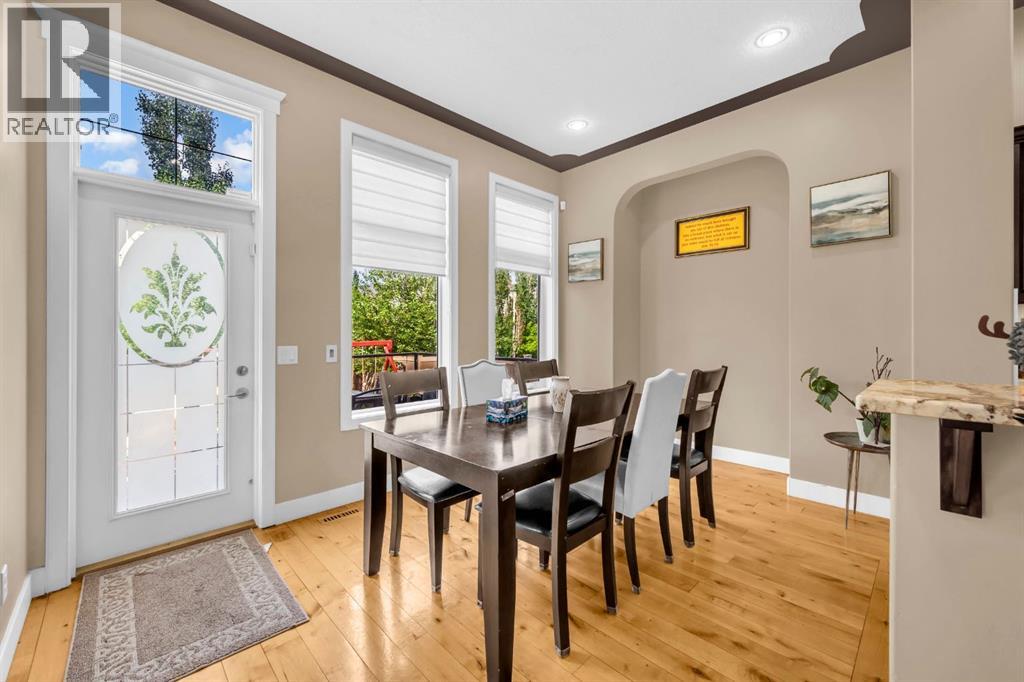 1182 Kingston Crescent Southeast - Photo 17