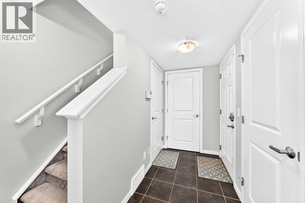 136 Windford Grove SW, South Windsong, Airdrie photo 3
