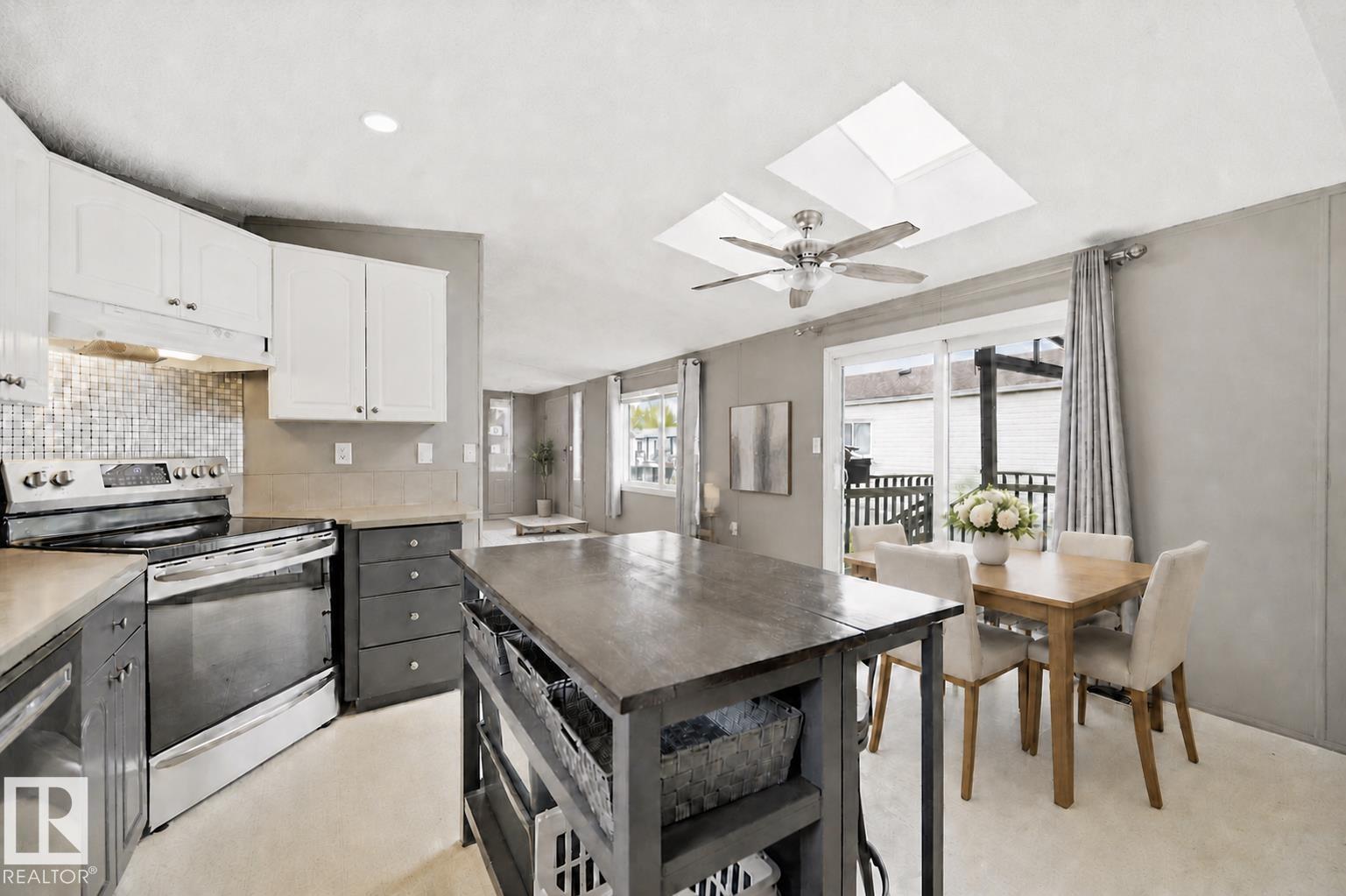 106 SPRINGFIELD Crescent - Photo 7