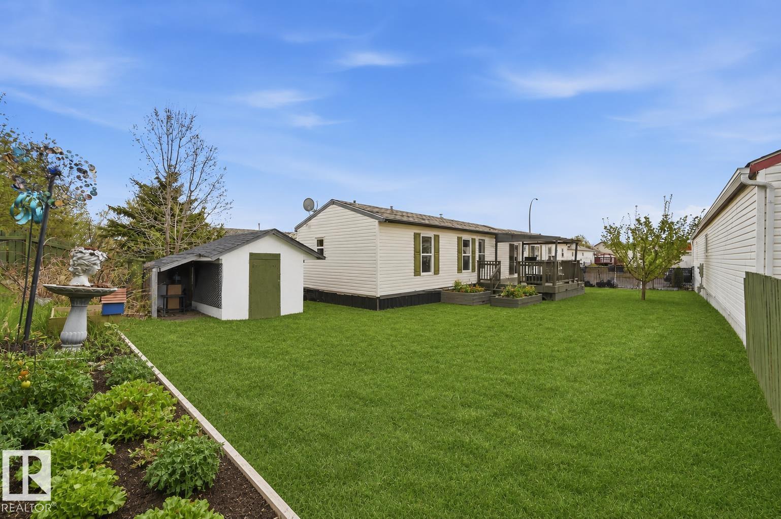 106 SPRINGFIELD Crescent - Photo 32