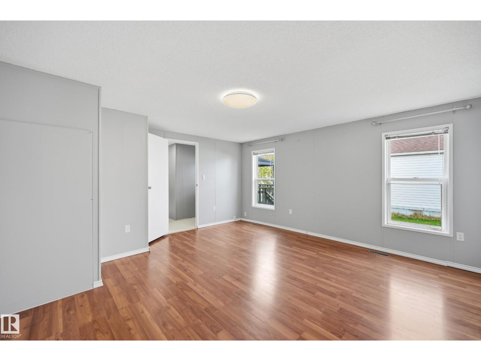 106 SPRINGFIELD Crescent - Photo 16