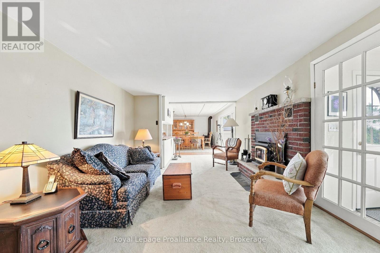 58 BENTONS LANE - Image 9